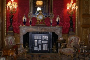Edmund de Waal's vases in Waddesdon Manor 2012